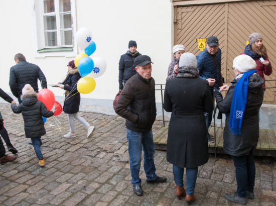 Ekskursioonid, esimehe ja muude hoone esindusruumidega tutvumine, Pikk Hermann, Anname Au! ning palju muud põnevat